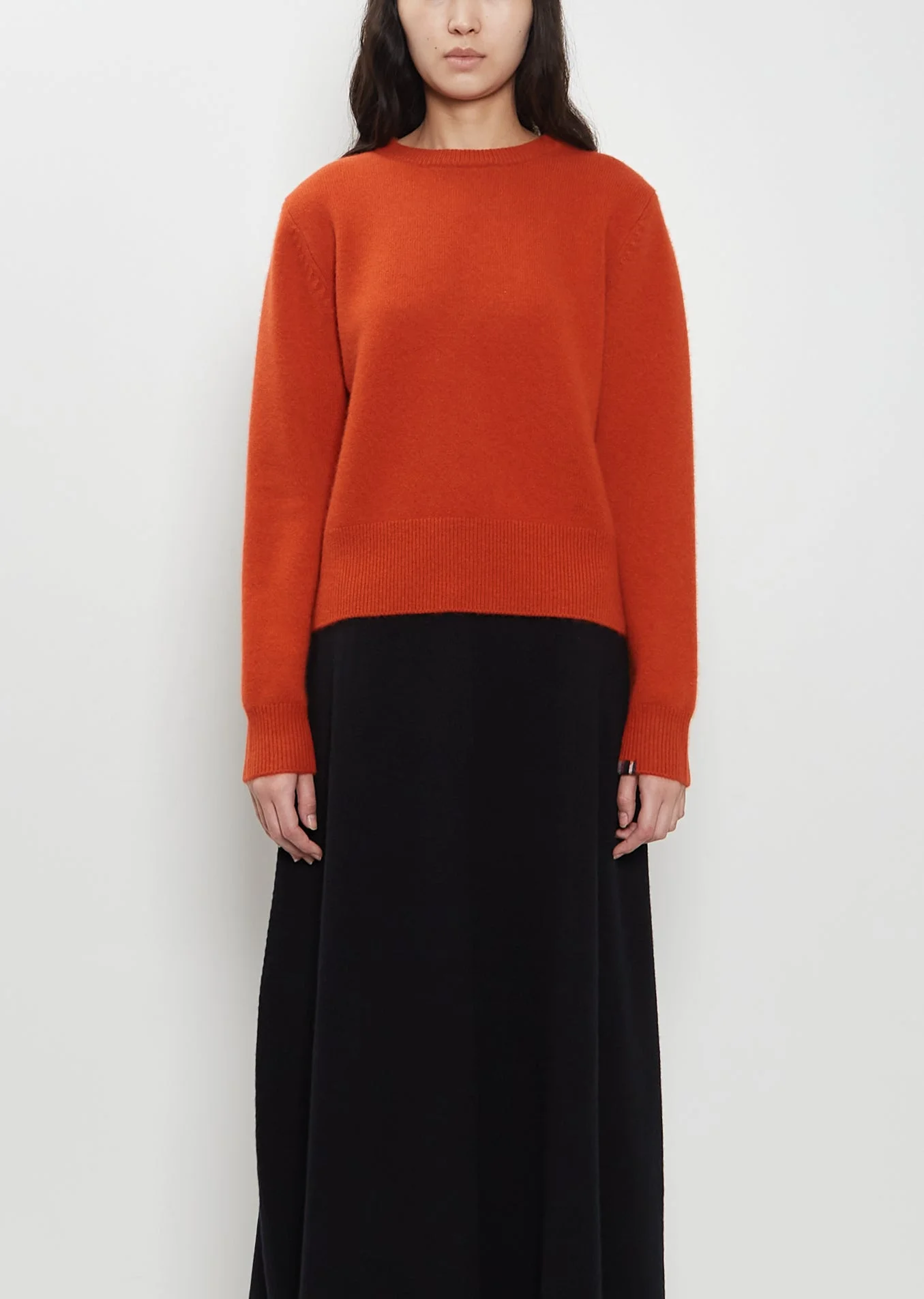 n°430 Jeanne Stretch Cashmere Sweater — Dark Orange - 1