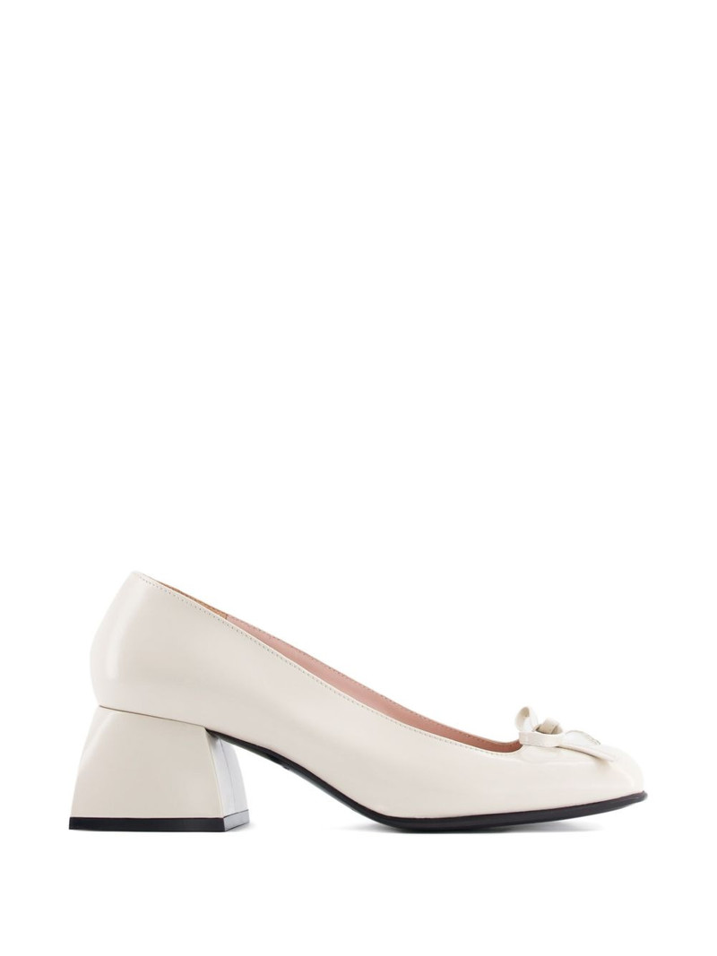 Node bow bulla pumps 1