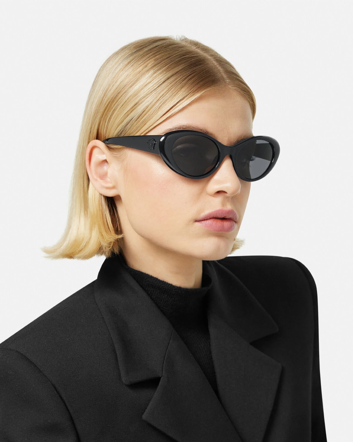 La Medusa Oval Sunglasses - 3