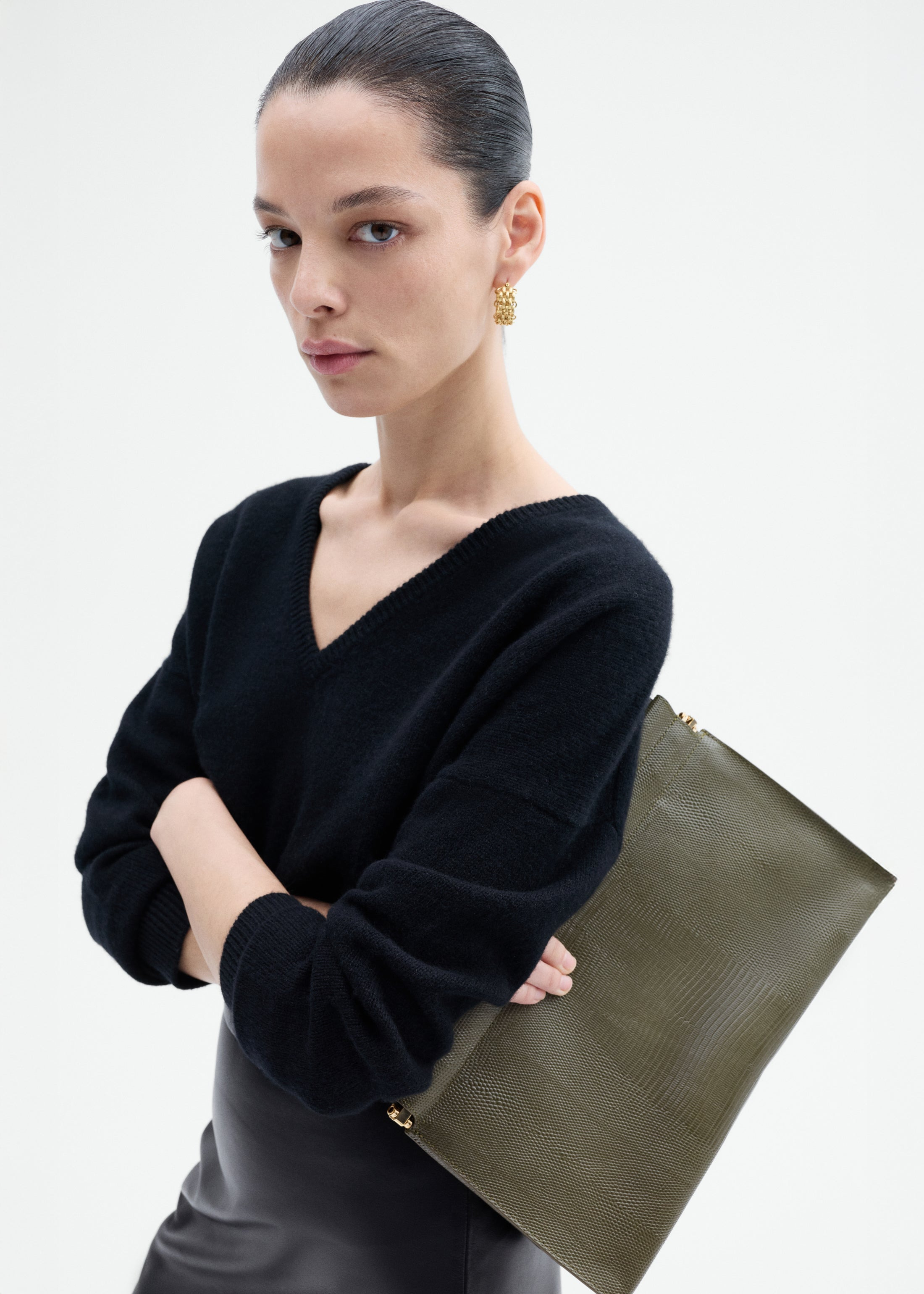 V-Neck Sweater in Cashmere - 6