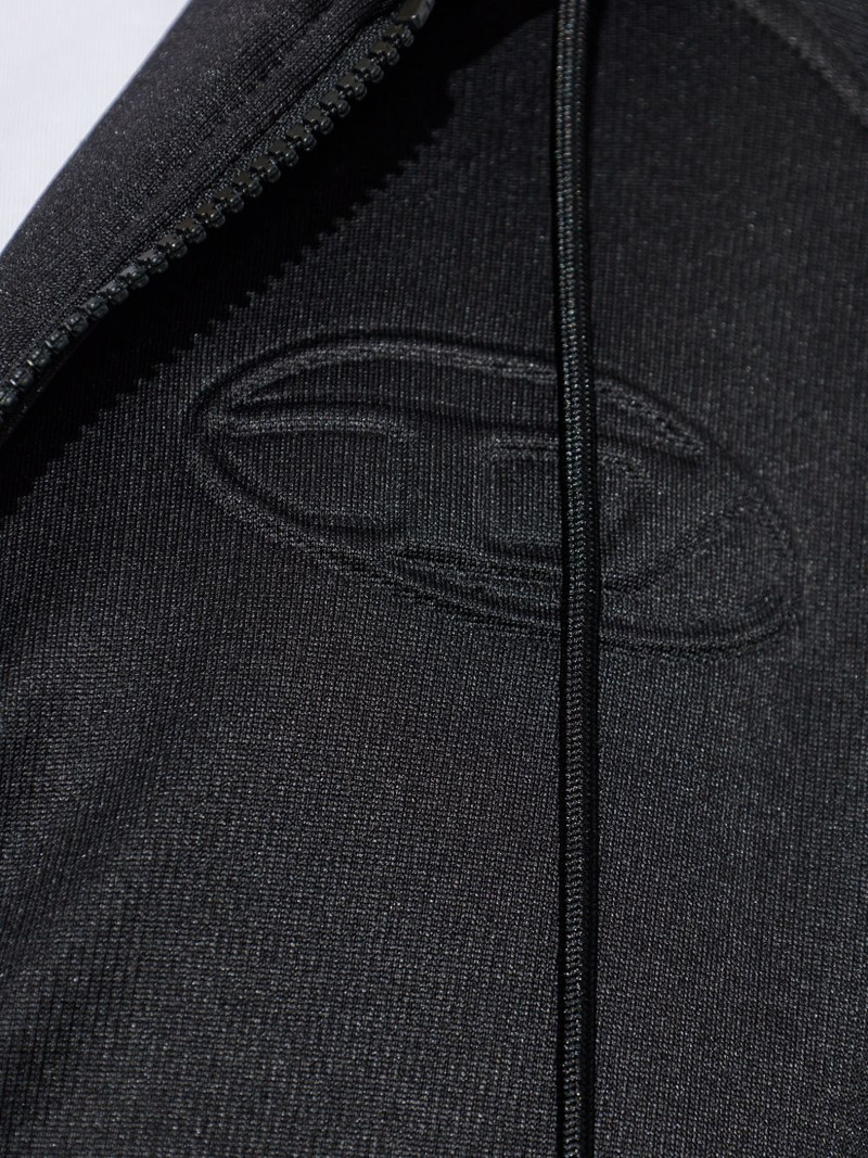 zip-up hoodie 5