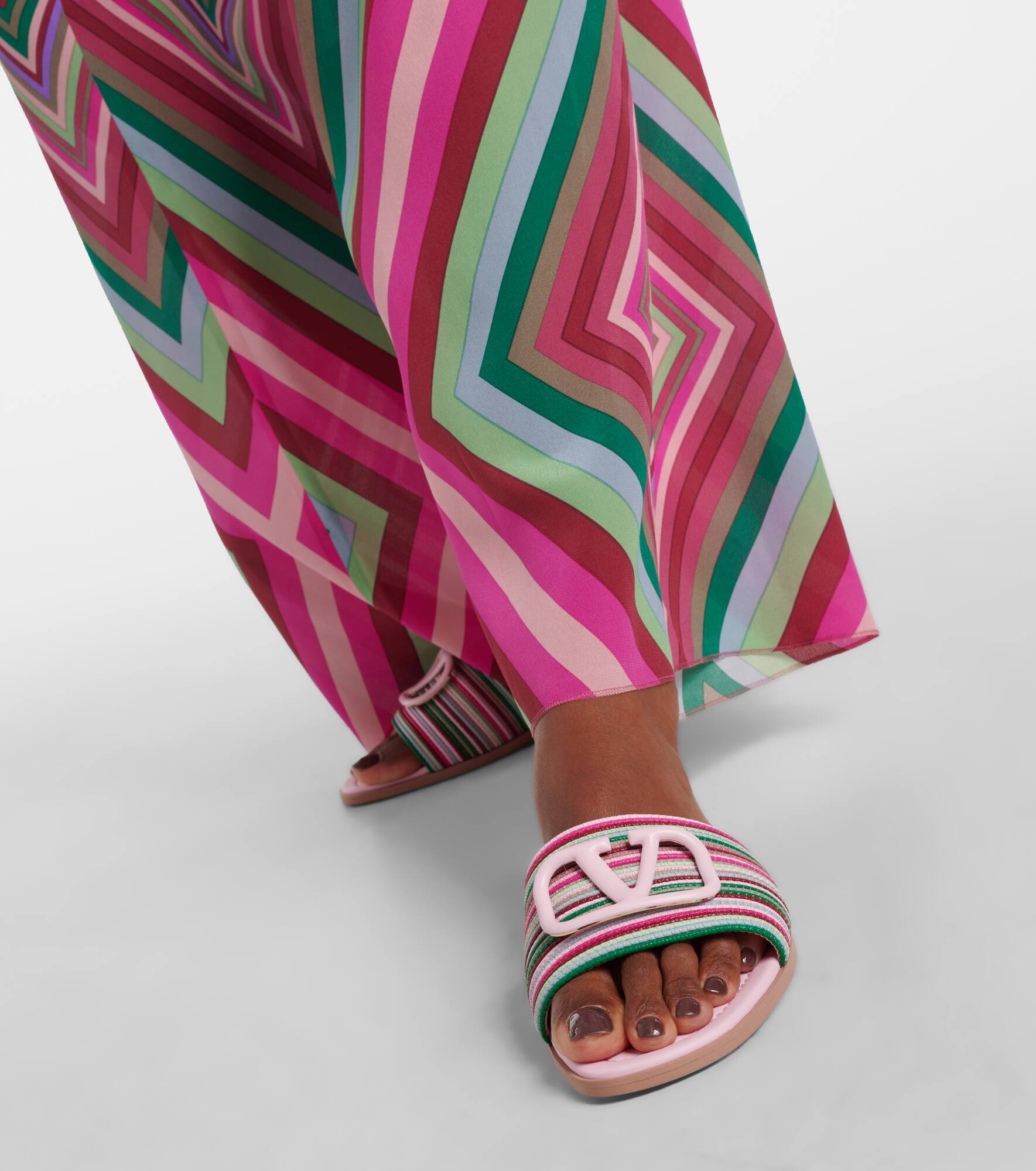 VLogo Signature leather mules - 4