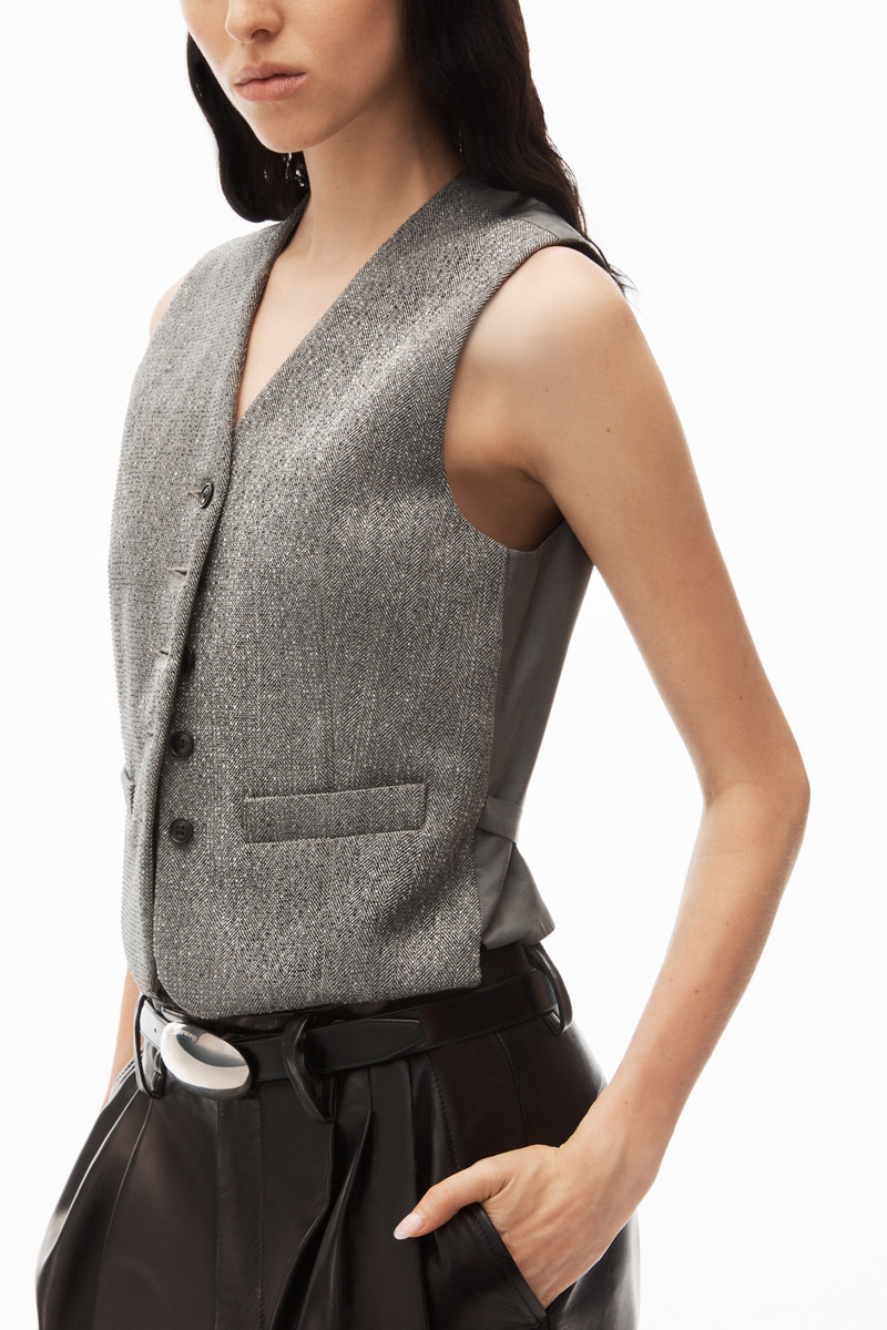 collarless vest in herringbone tailoring 3