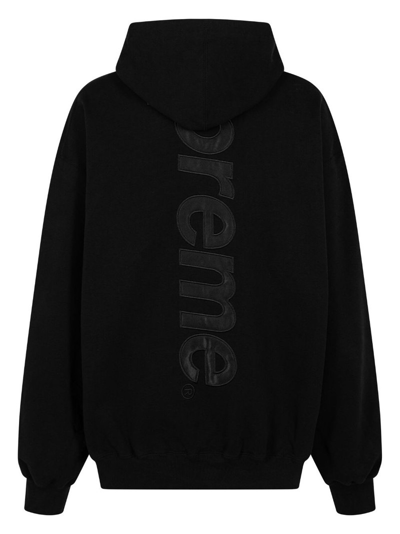Supreme logo-appliquÃ© cotton hoodie outlook