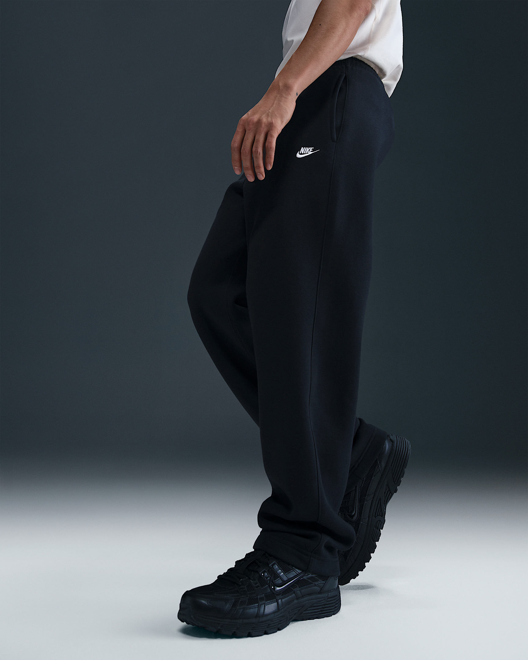 Nike Club Men's Open-Hem Fleece Pants - 2