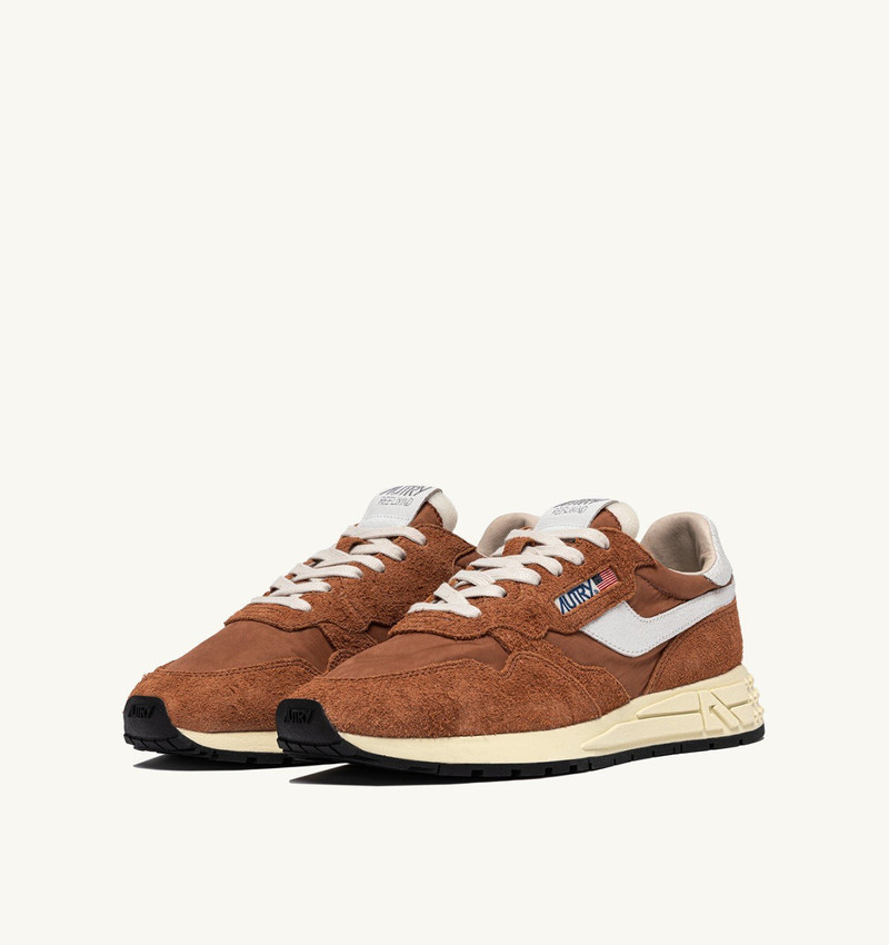 AUTRY REELWIND LOW SNEAKERS IN NYLON AND SUEDE COLOR BROWN SUGAR AND WHITE outlook
