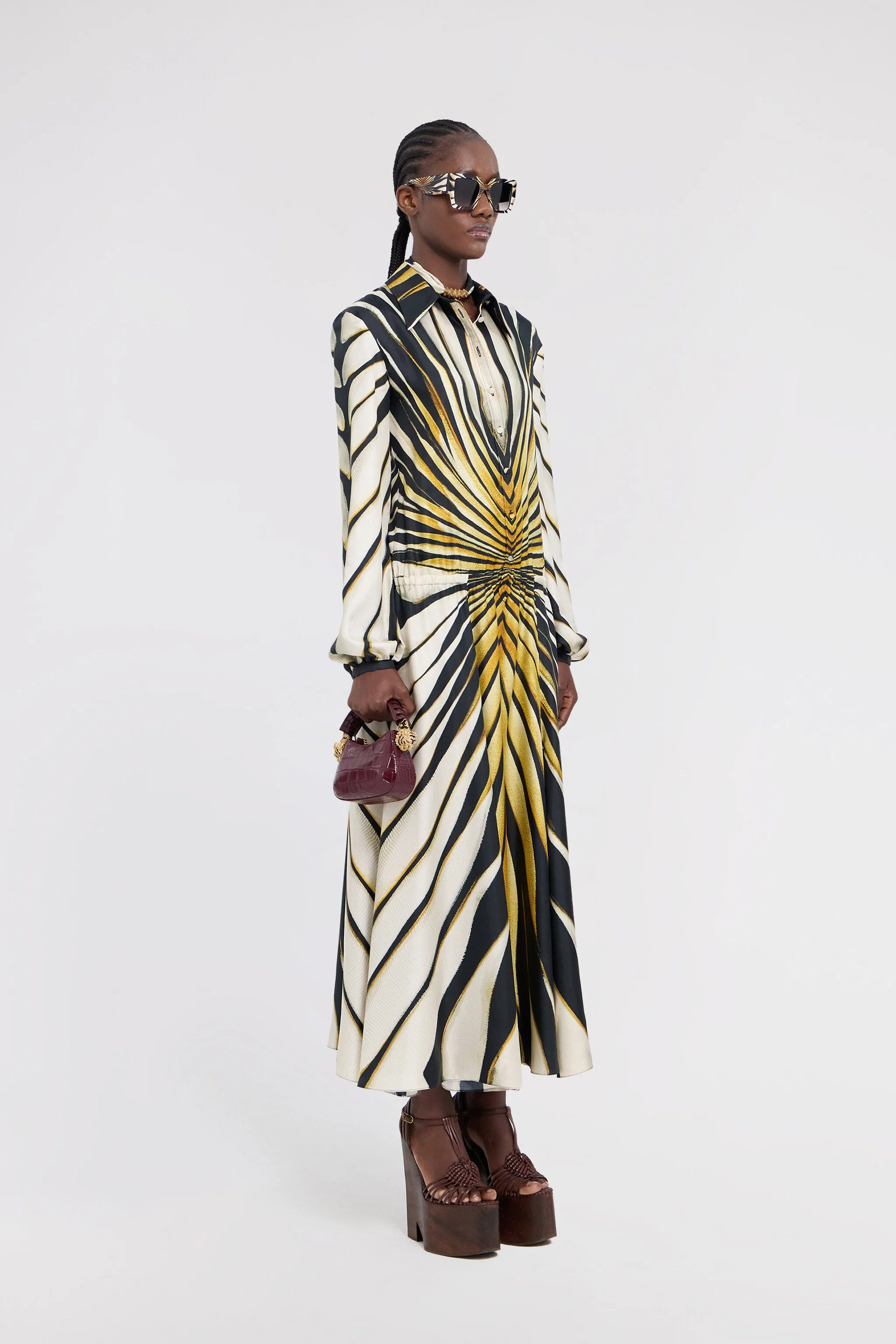 slim fit dress slacks Manta Ray Pendant in Gold with Diamonds