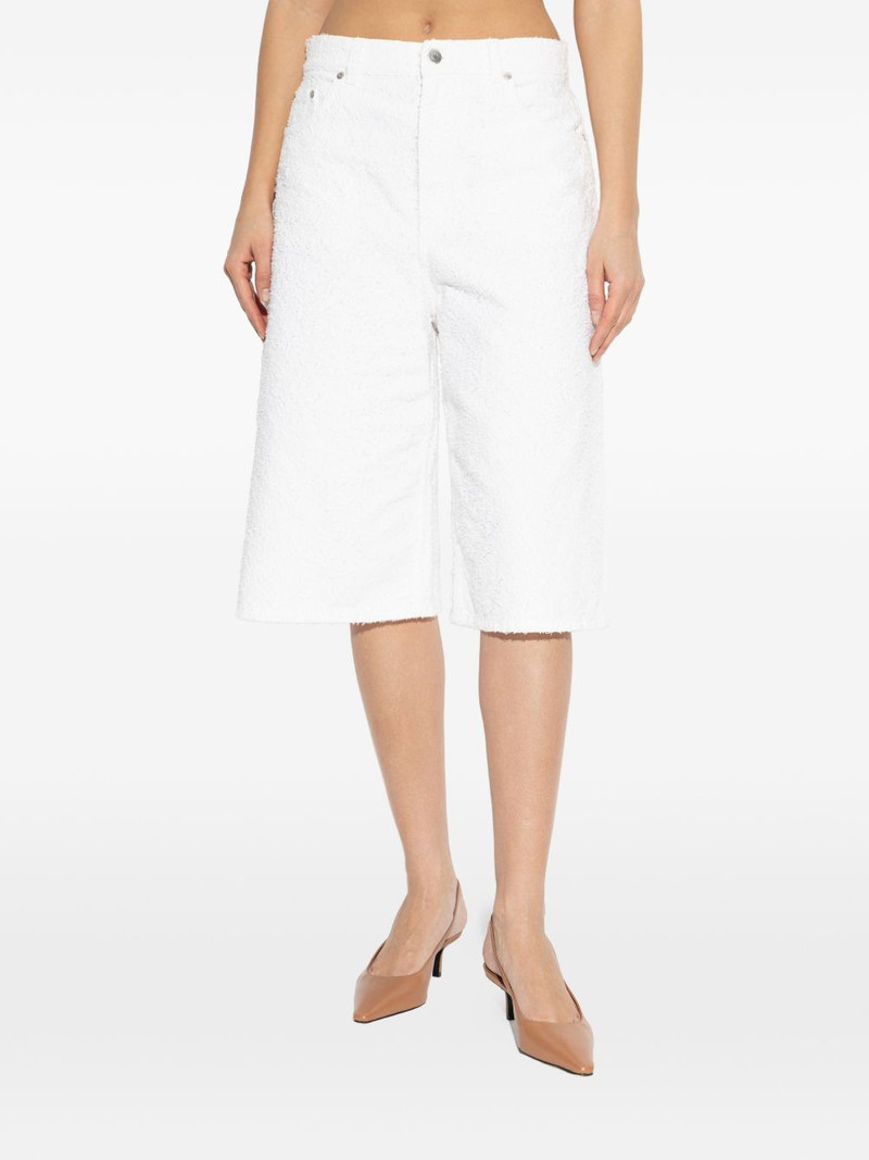 textured shorts 3