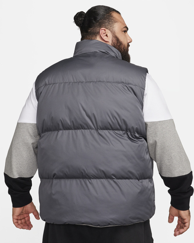 Nike Sportswear Club PrimaLoft® Men's Water-Repellent Puffer Vest 8