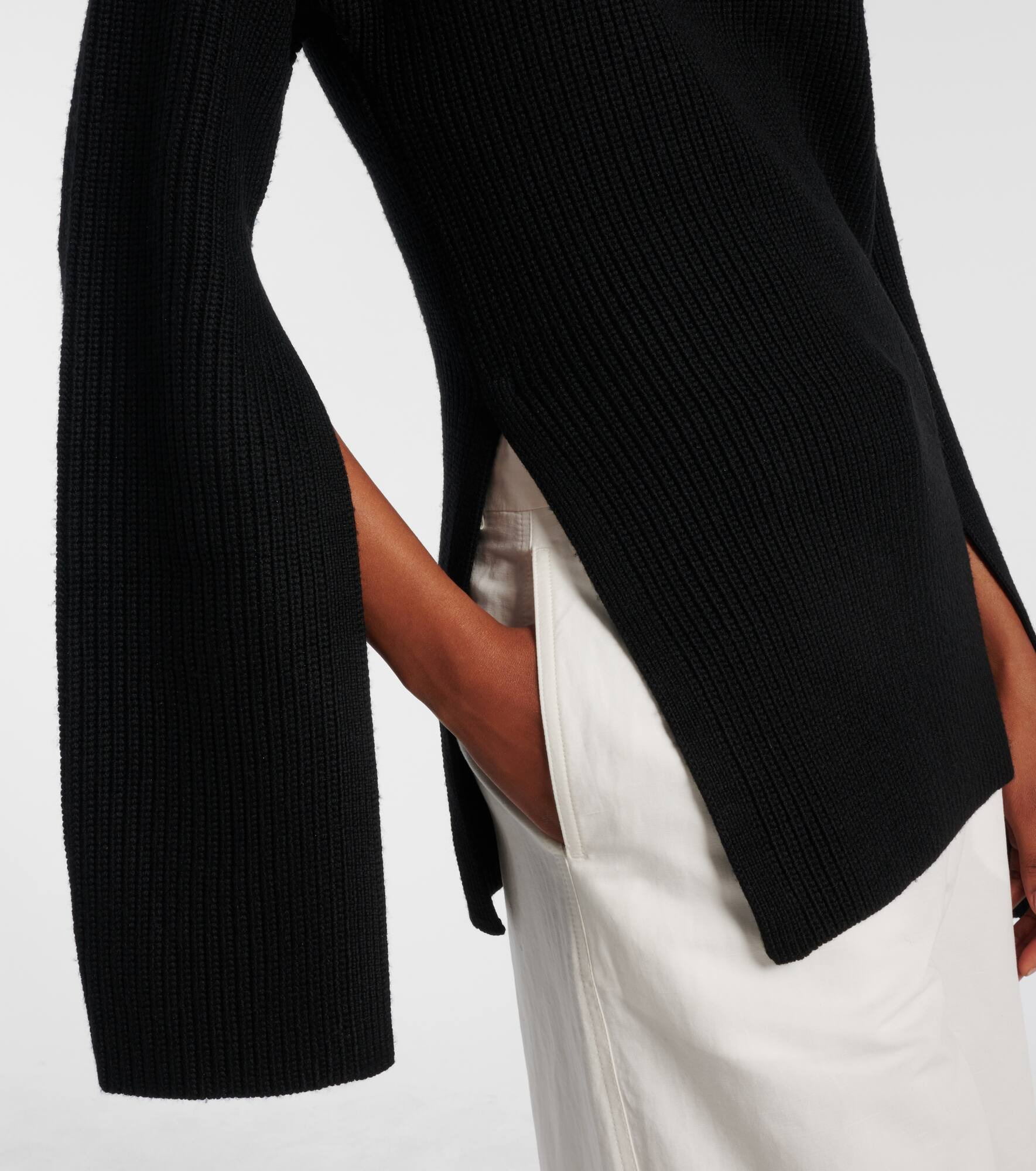 Ribbed-knit wool turtleneck sweater - 5