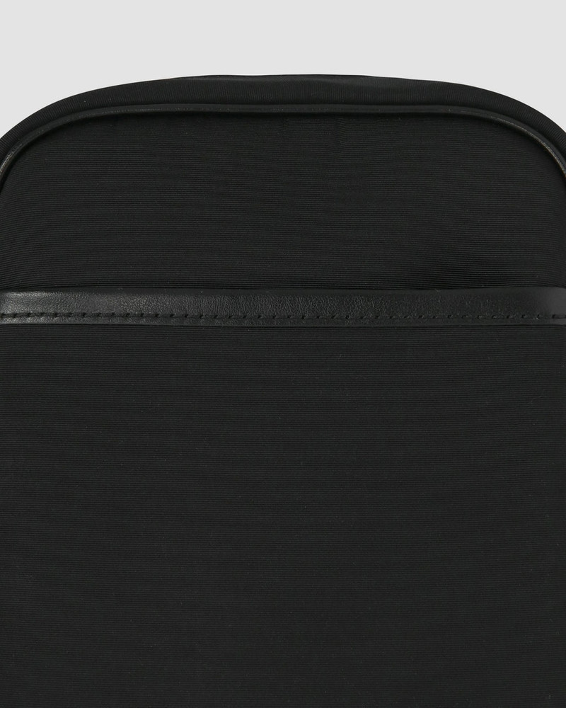 VERTICAL CAMERA BAG 4