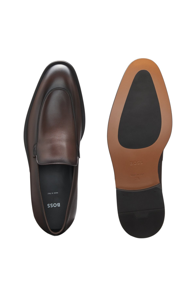 LEATHER LOAFERS WITH APRON TOE 4
