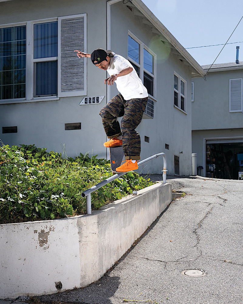 Vans Skate Old Skool 36+ by Atiba Jefferson outlook