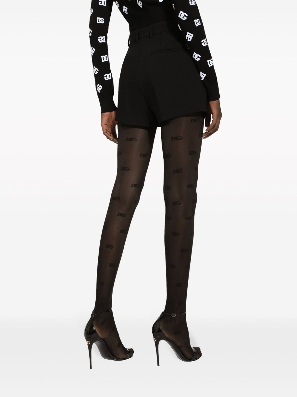 pleated high-waisted shorts - 5