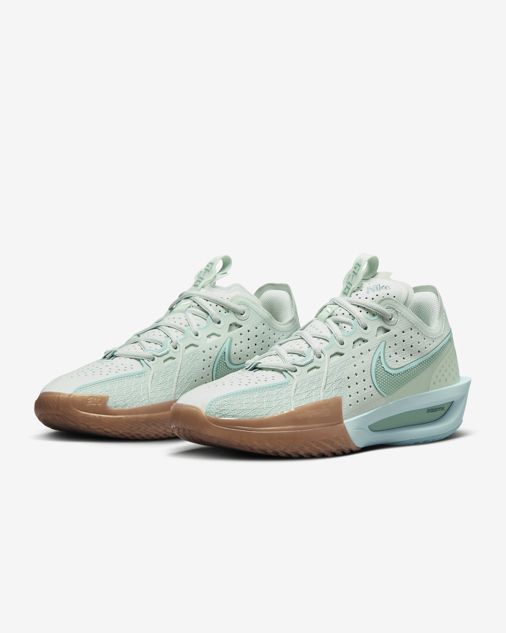 Nike Women's G.T. Cut 3 Basketball Shoes - 5