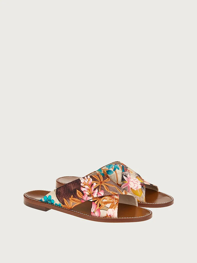 FERRAGAMO GIARDINO PRINT FLAT SANDAL - ECONYL® NYLON outlook