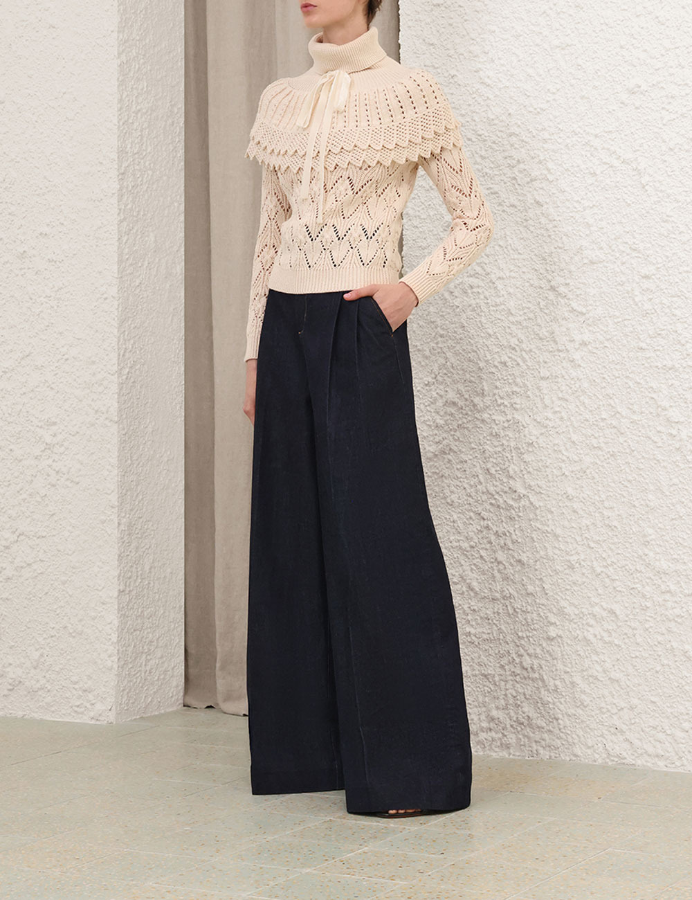 HYPNOTIC RUFFLE COLLAR SWEATER - 3