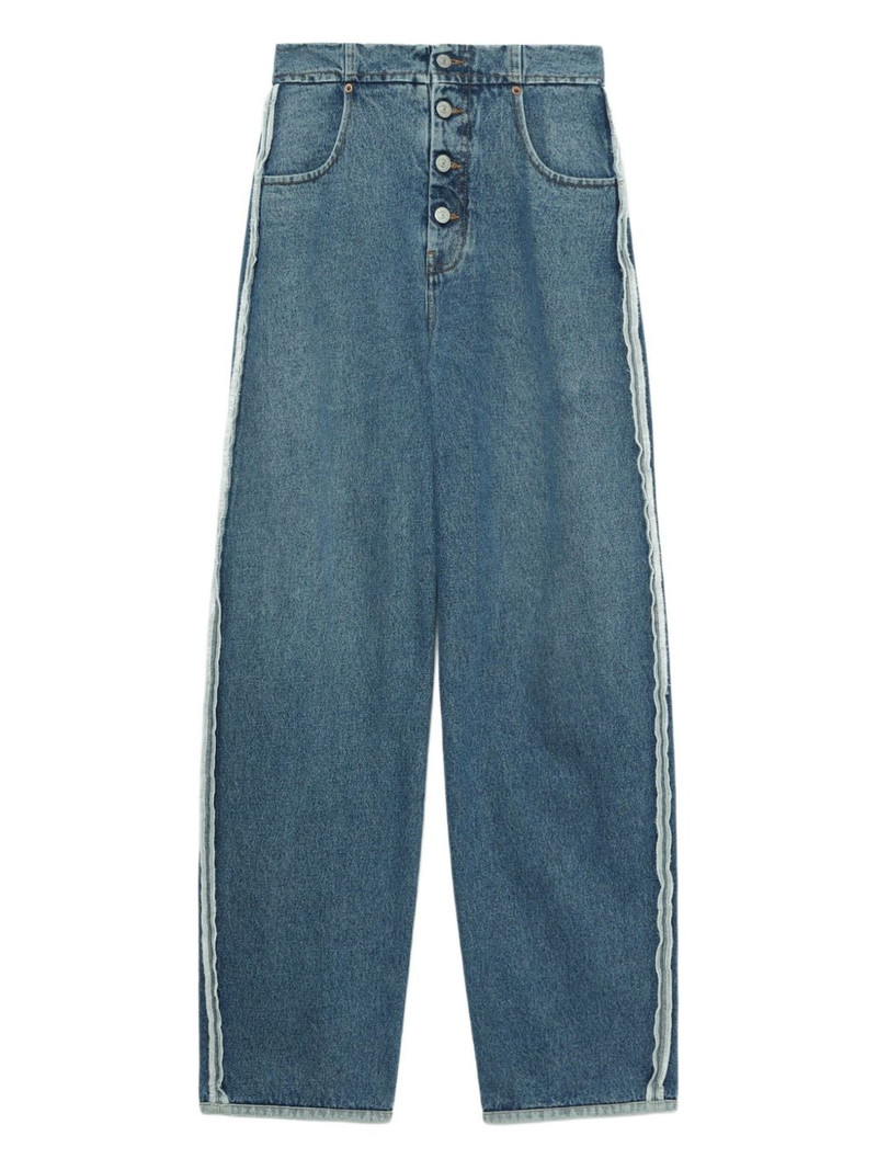 button-fastening jeans 1