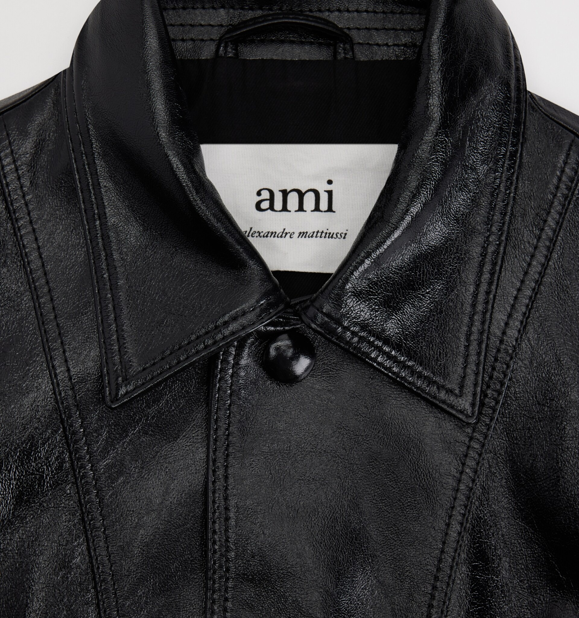 Short Leather Buttoned Jacket - 4