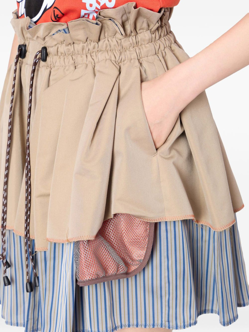 striped-detail shorts 3