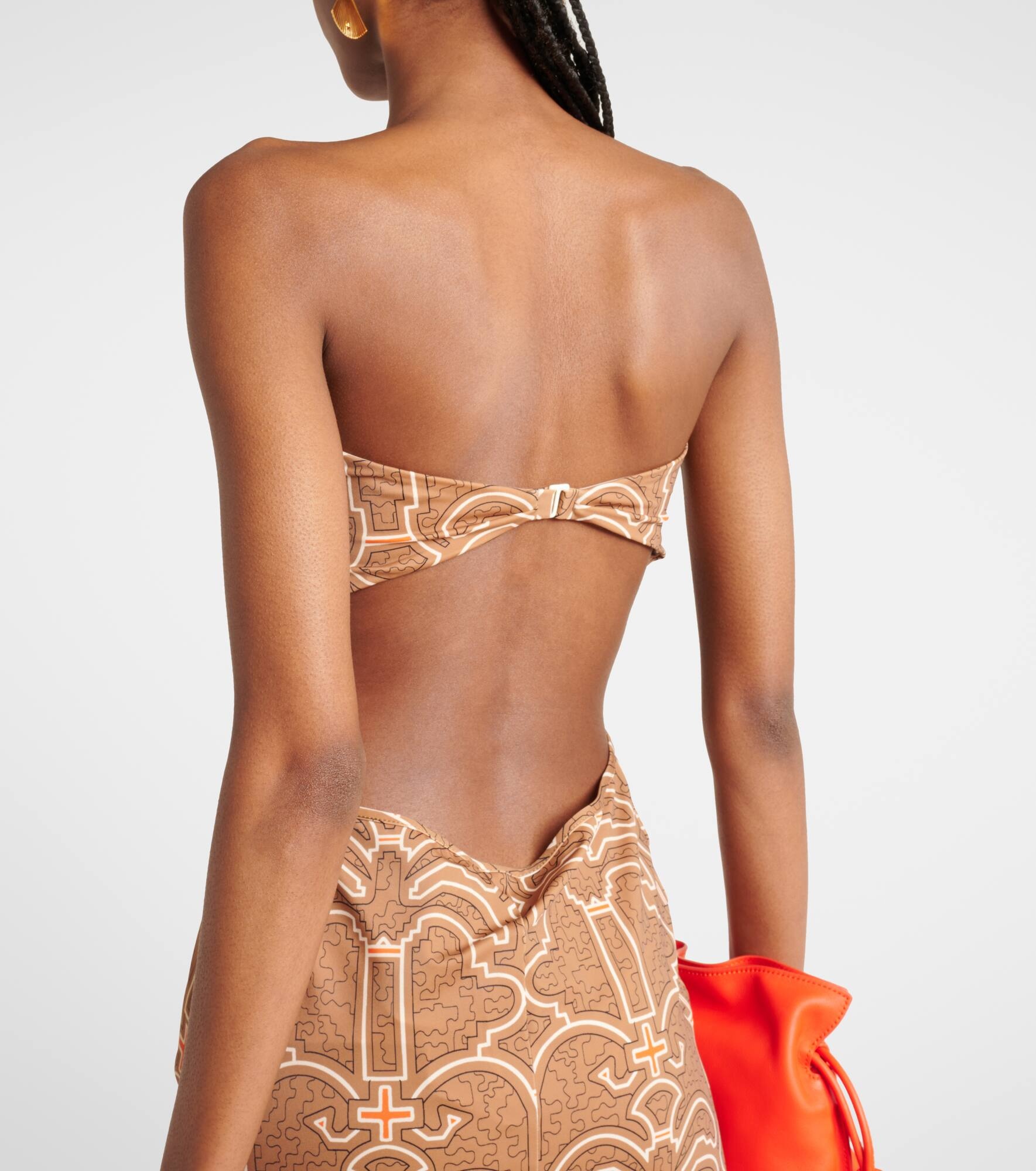 Ring-detail cutout printed maxi dress - 6