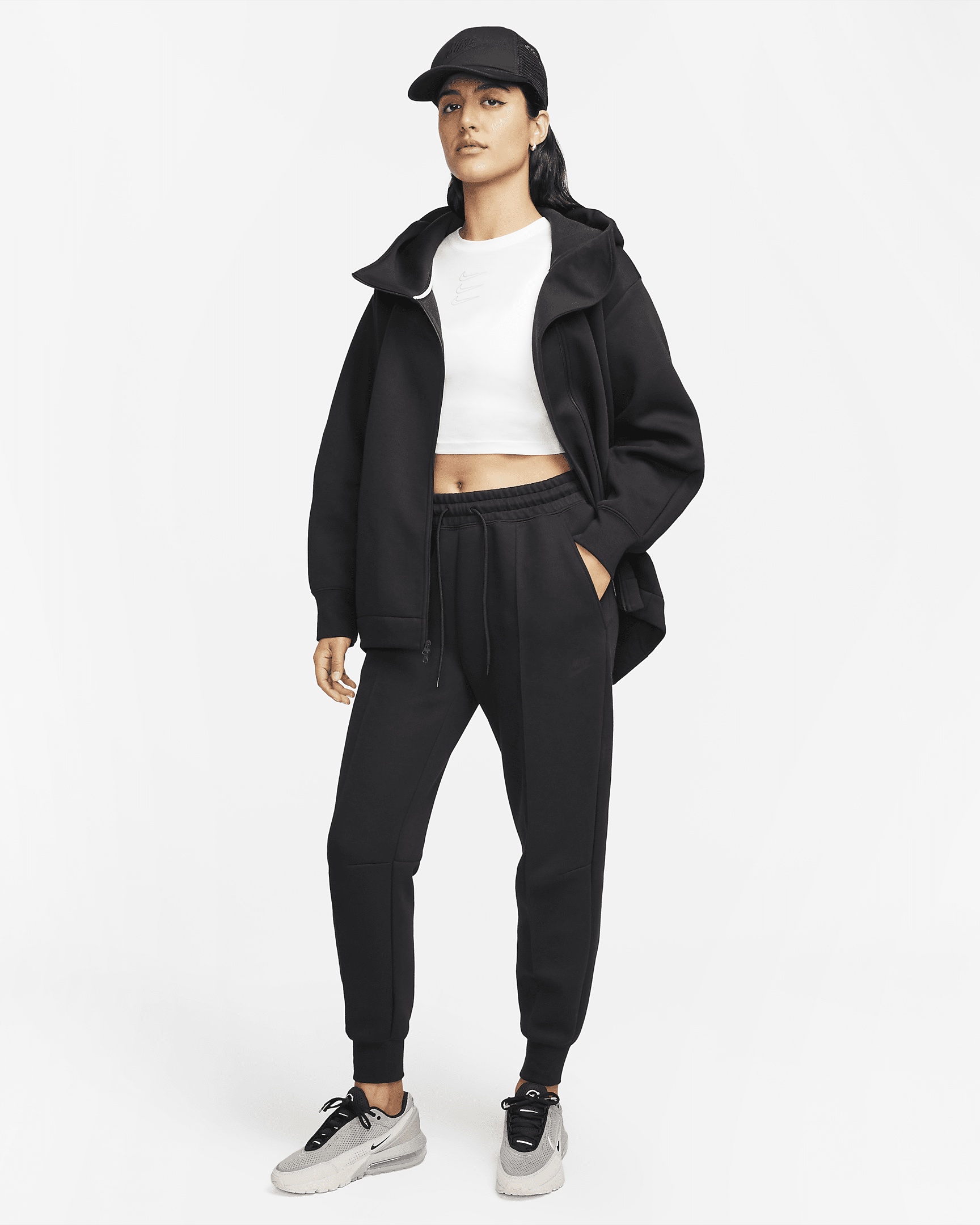 Nike Sportswear Tech Fleece Women's Oversized Full-Zip Hoodie Cape - 10