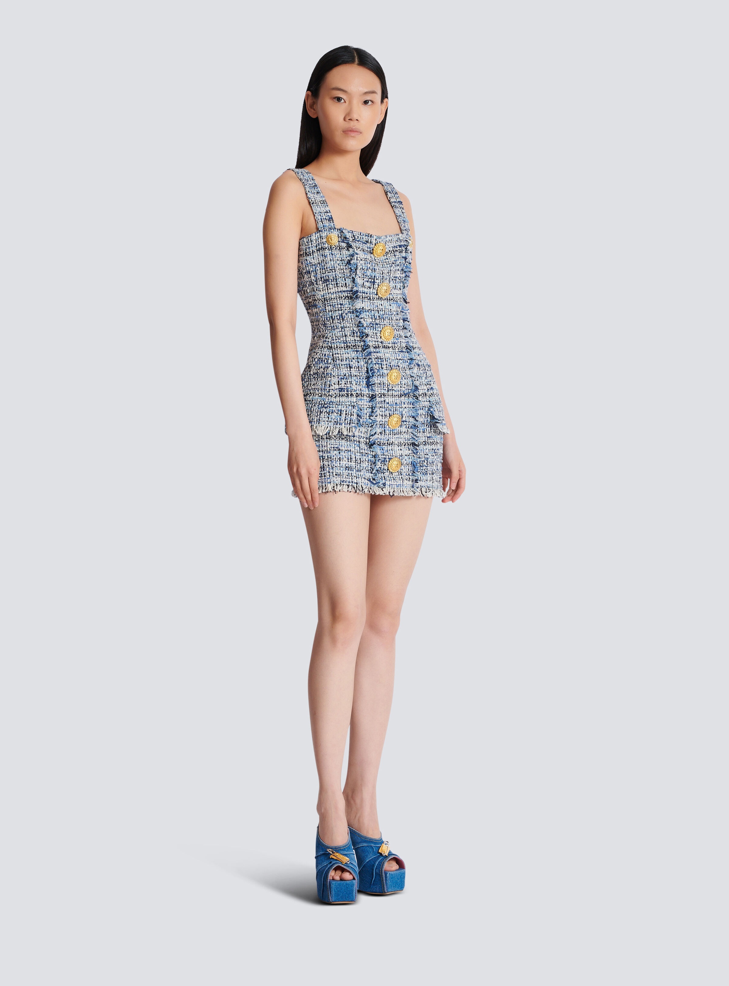 Short tweed dress with straps - 3