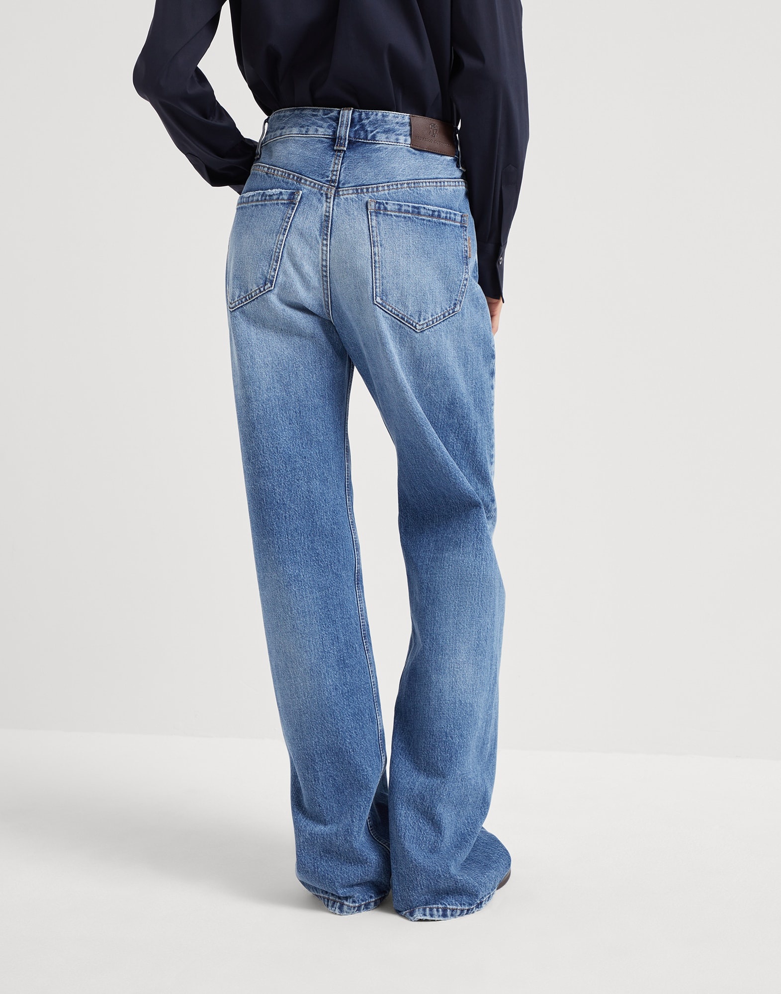 Authentic denim loose trousers with shiny tab - 2
