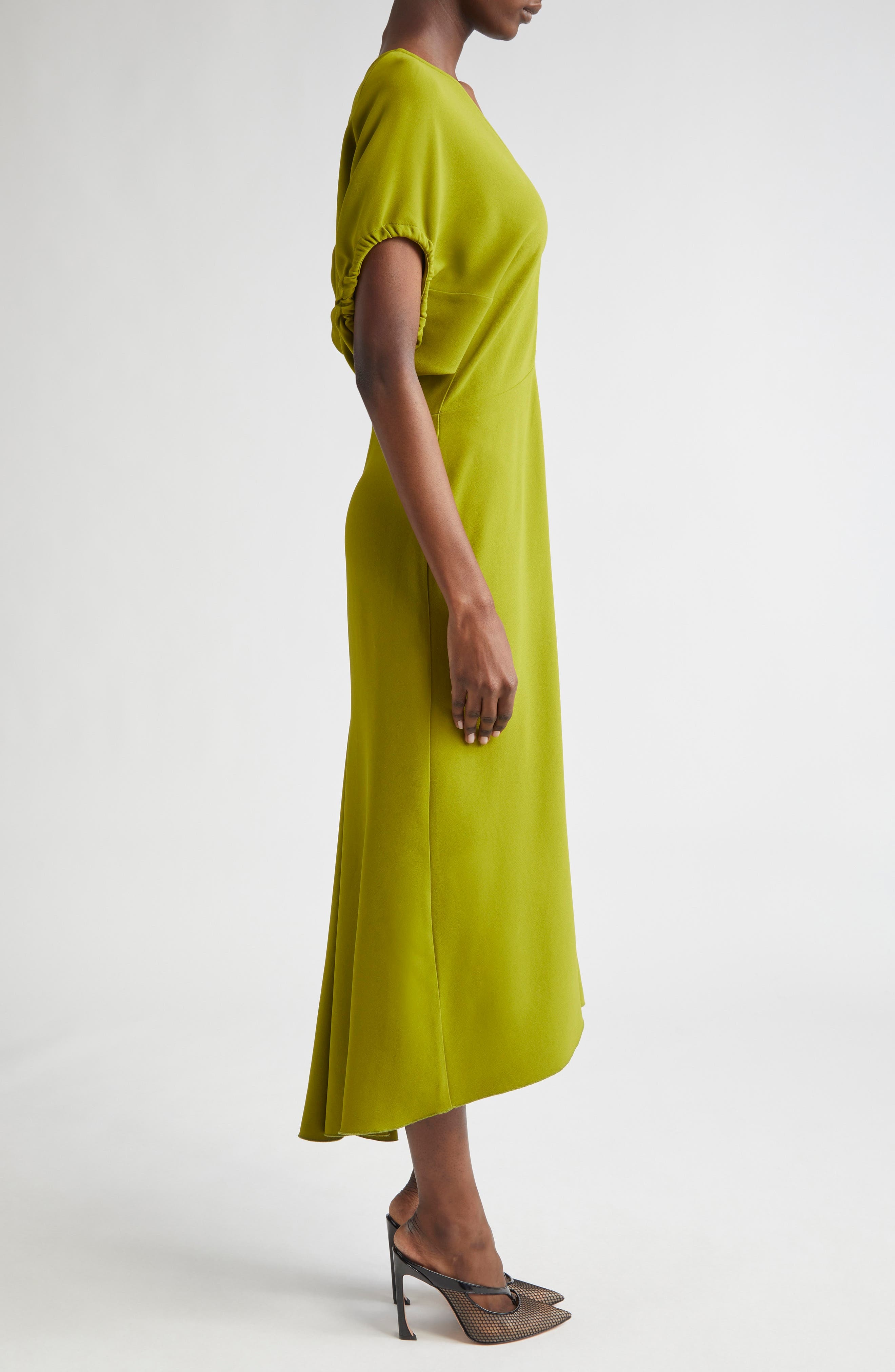 Victoria Beckham Blouson Midi Dress in Parakeet at Nordstrom - 3