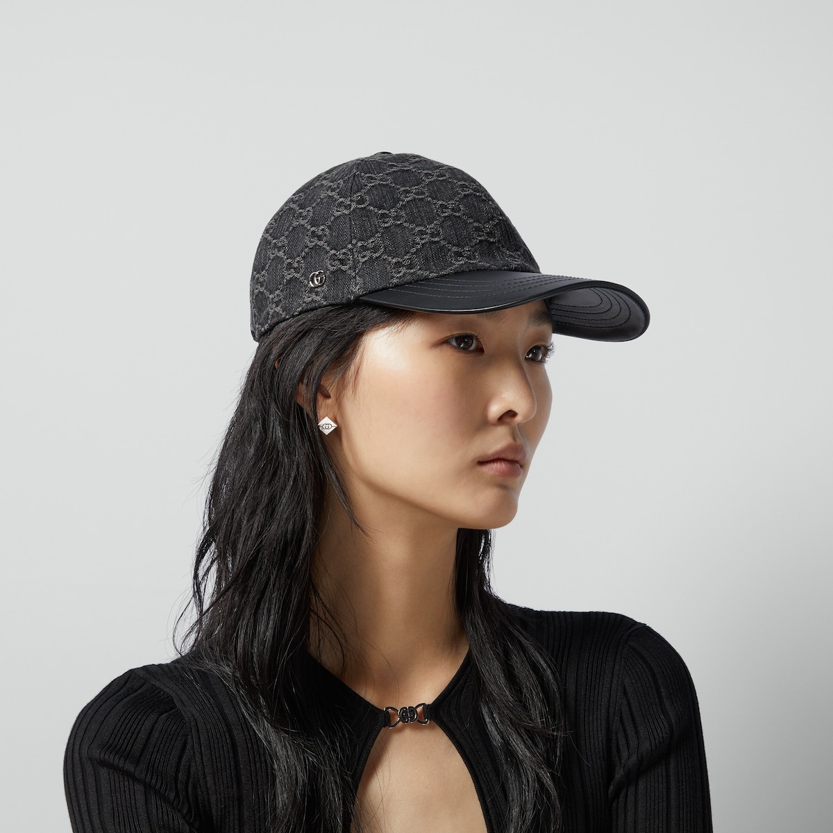 Gucci logo-embossed cotton bucket hat - Black