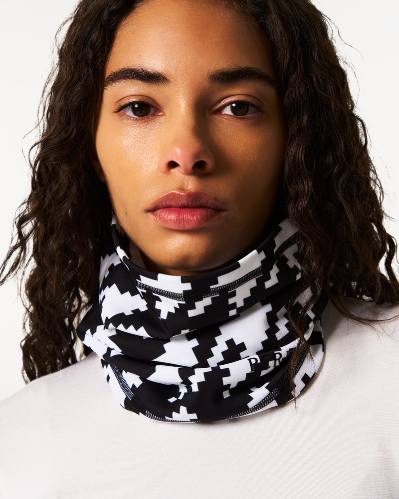 PERFECT MOMENT Houndstooth Snood outlook