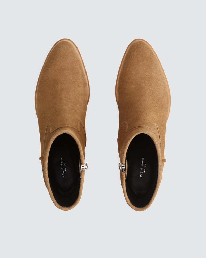 Mustang Boot - Suede
Heeled Ankle Boot 4