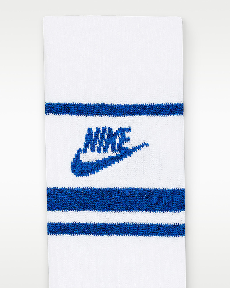 Nike Sportswear Dri-FIT Everyday Essential Crew Socks (3 Pairs) 4