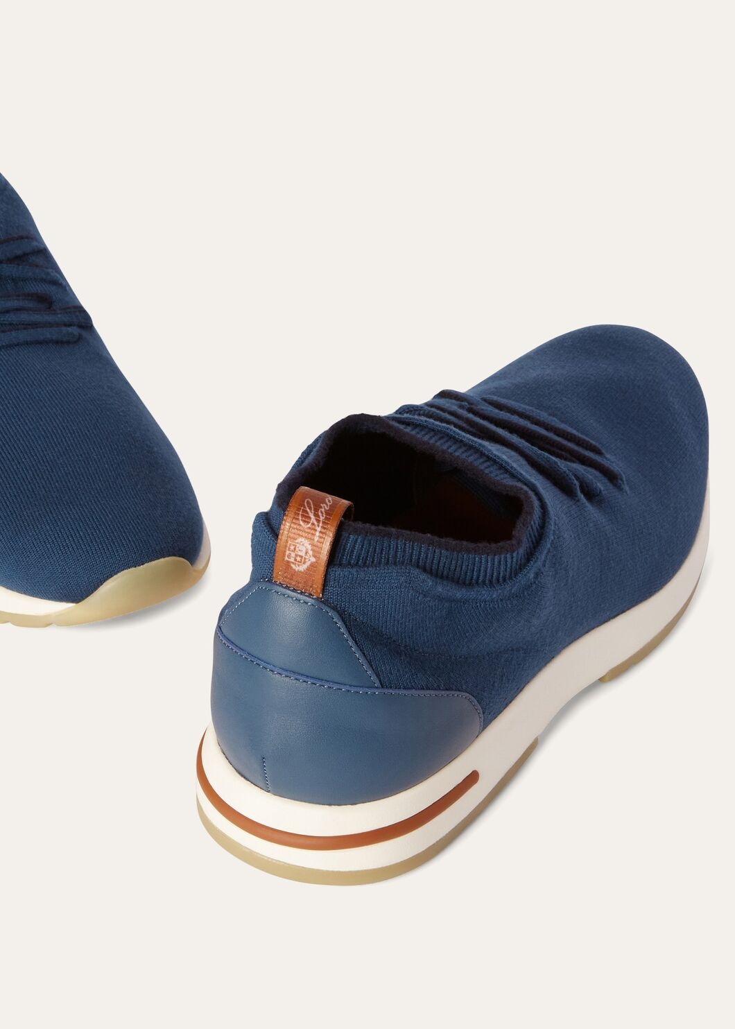 The Gift of Kings® 360 Lp Flexy Walk Sneaker - 7