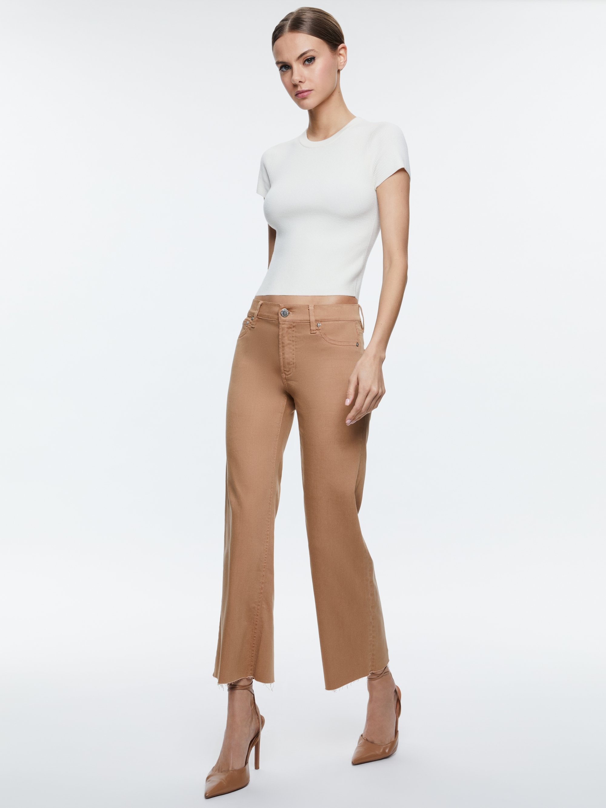 ROXIE LOW RISE STRAIGHT FLARE CROPPED JEAN - 6