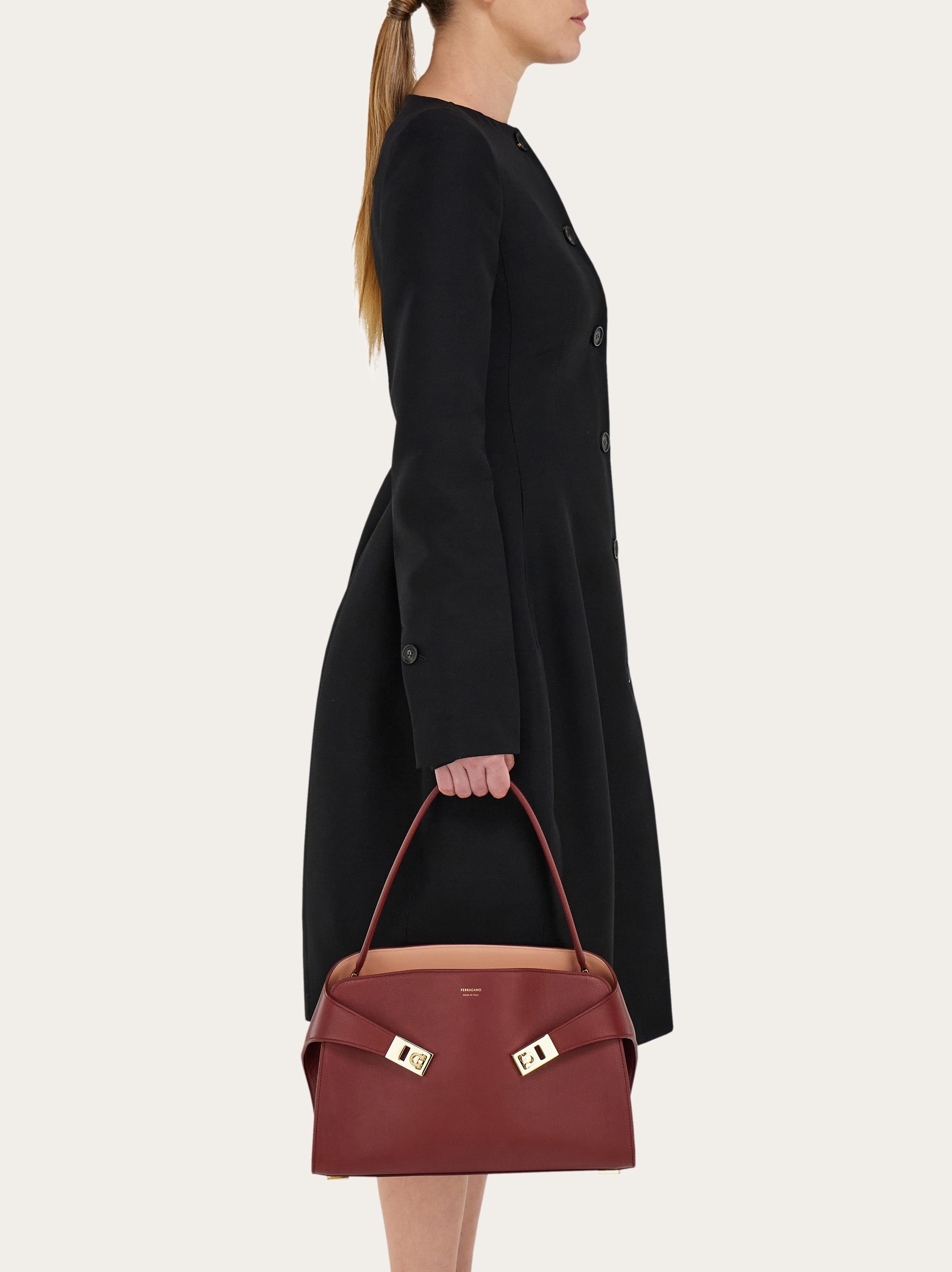 Hug soft bicolor shoulder bag (M) - 3