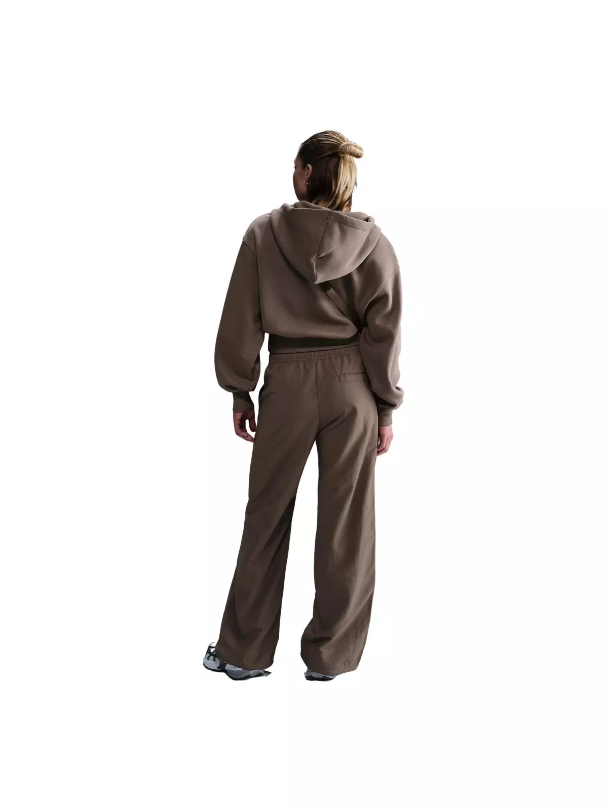 Women's Sportswear Everything Wovens Mid-Rise Open-Hem Pants - Brown - 4