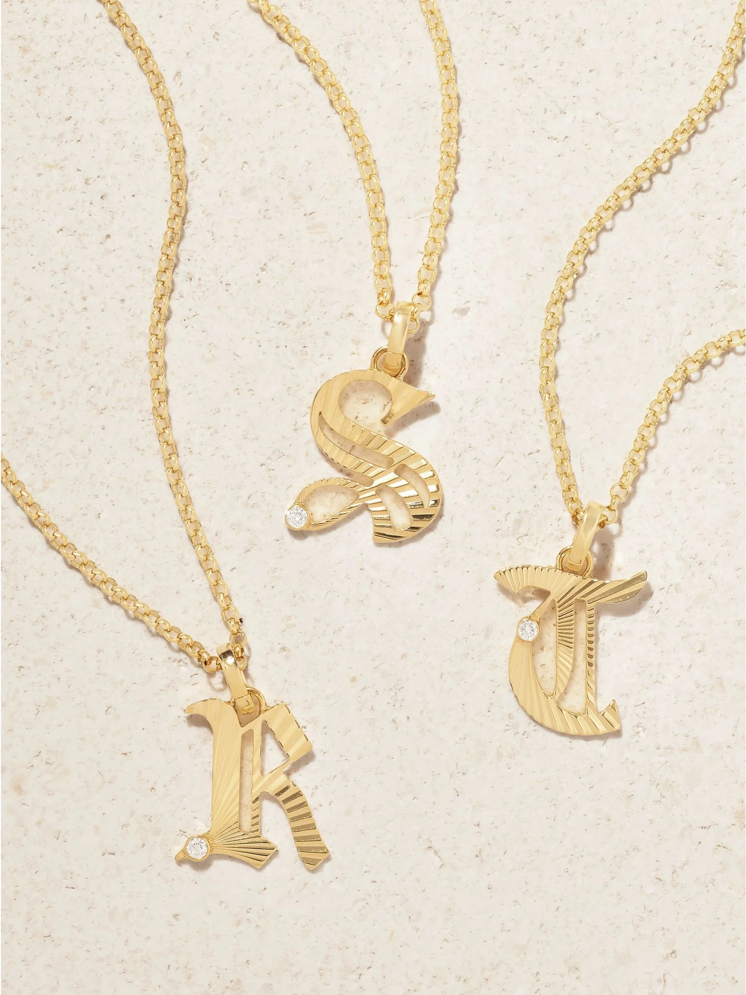 Initials & Numbers medium 18-karat gold diamond pendant Gold - 1