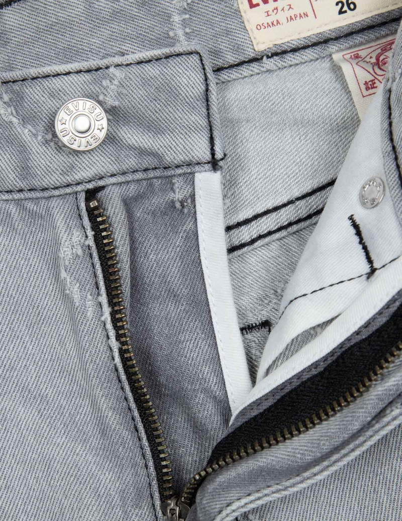 SEAGULL EMBROIDERY와 ALLOVER HEART FASHION FIT DENIM SHORTS의 모든 것 9