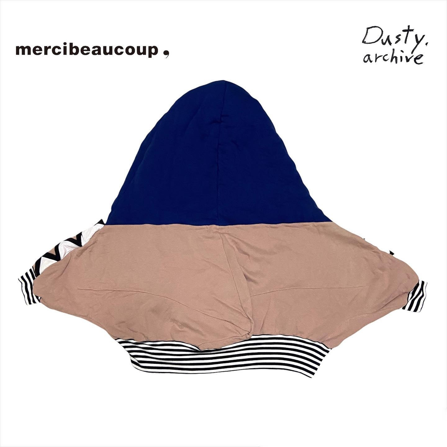 zOthers - Mercibeaucoup runway shark hoodie 1 - 4