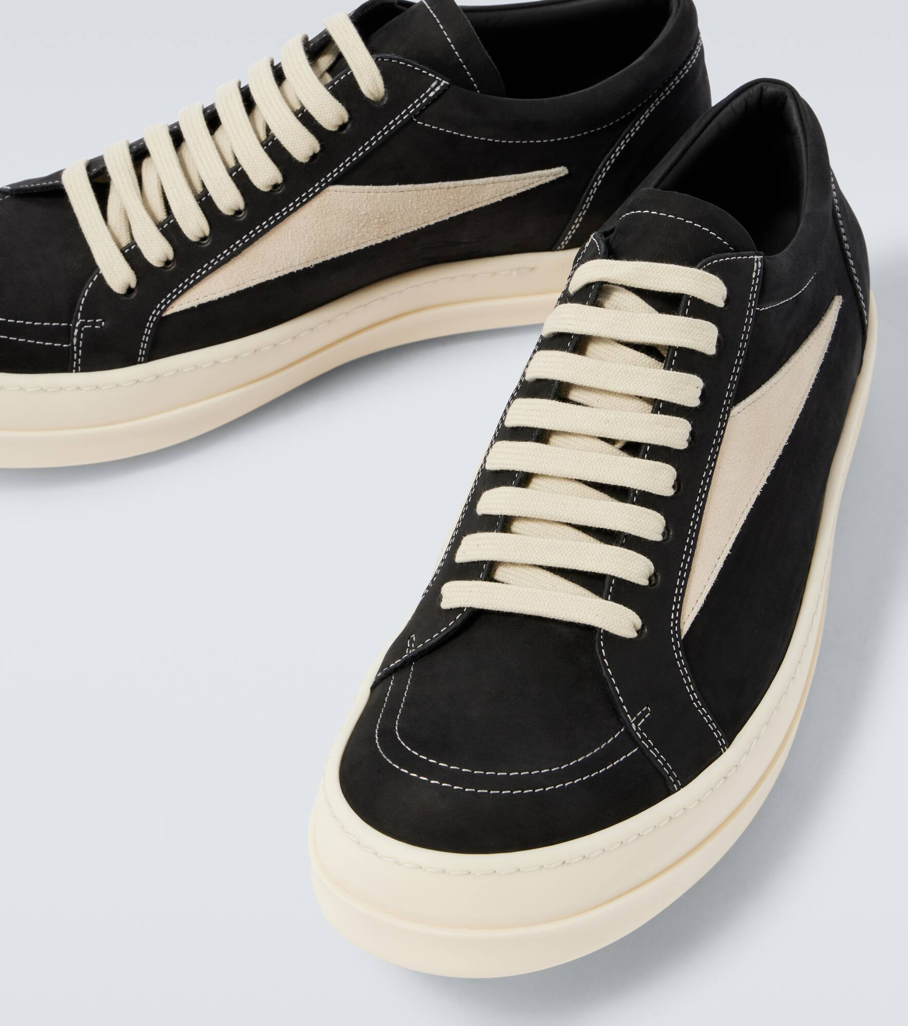 Vintage suede sneakers - 3