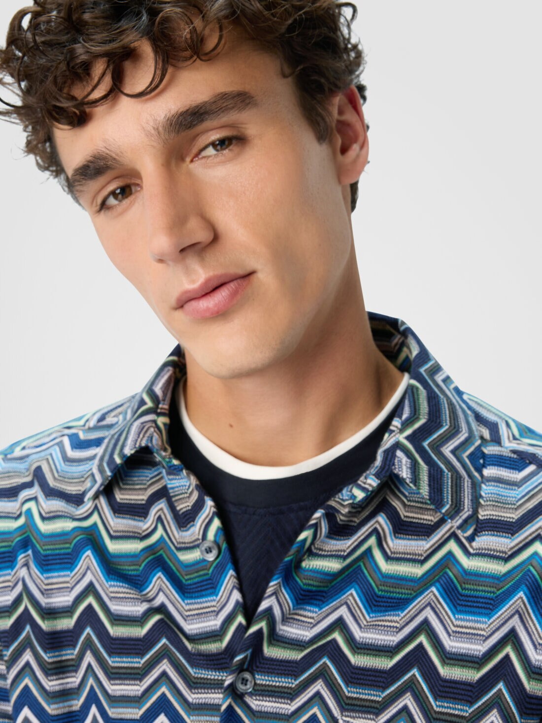 Long Sleeve Shirt with Geometric Zigzag - 5