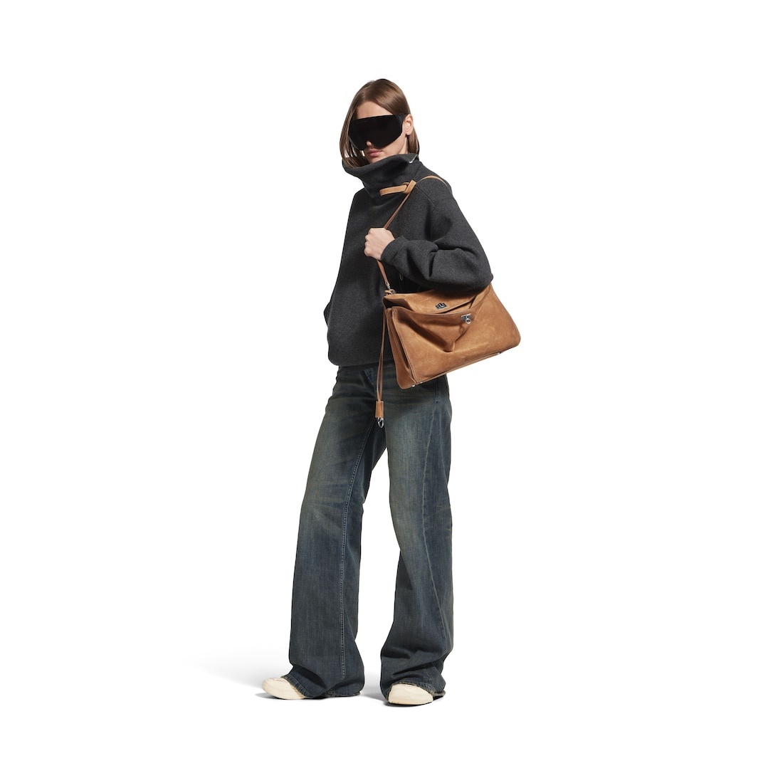 Women's Rodeo Handbag Medium in Camel - 8