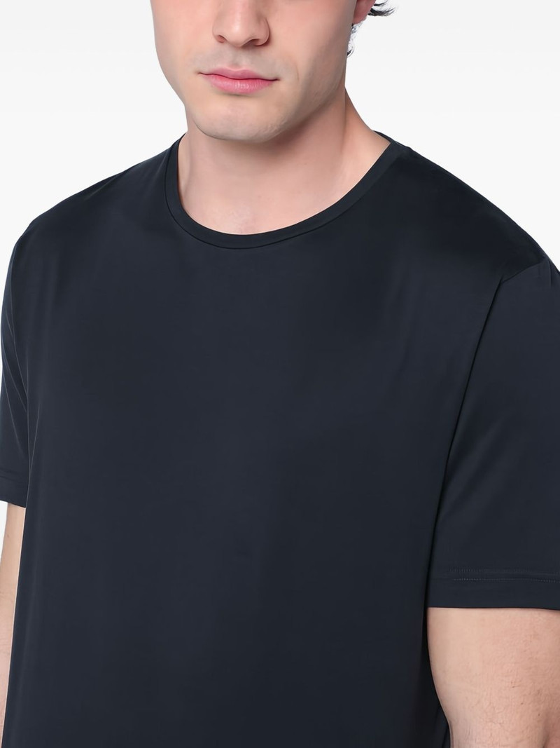 crew-neck t-shirt 5
