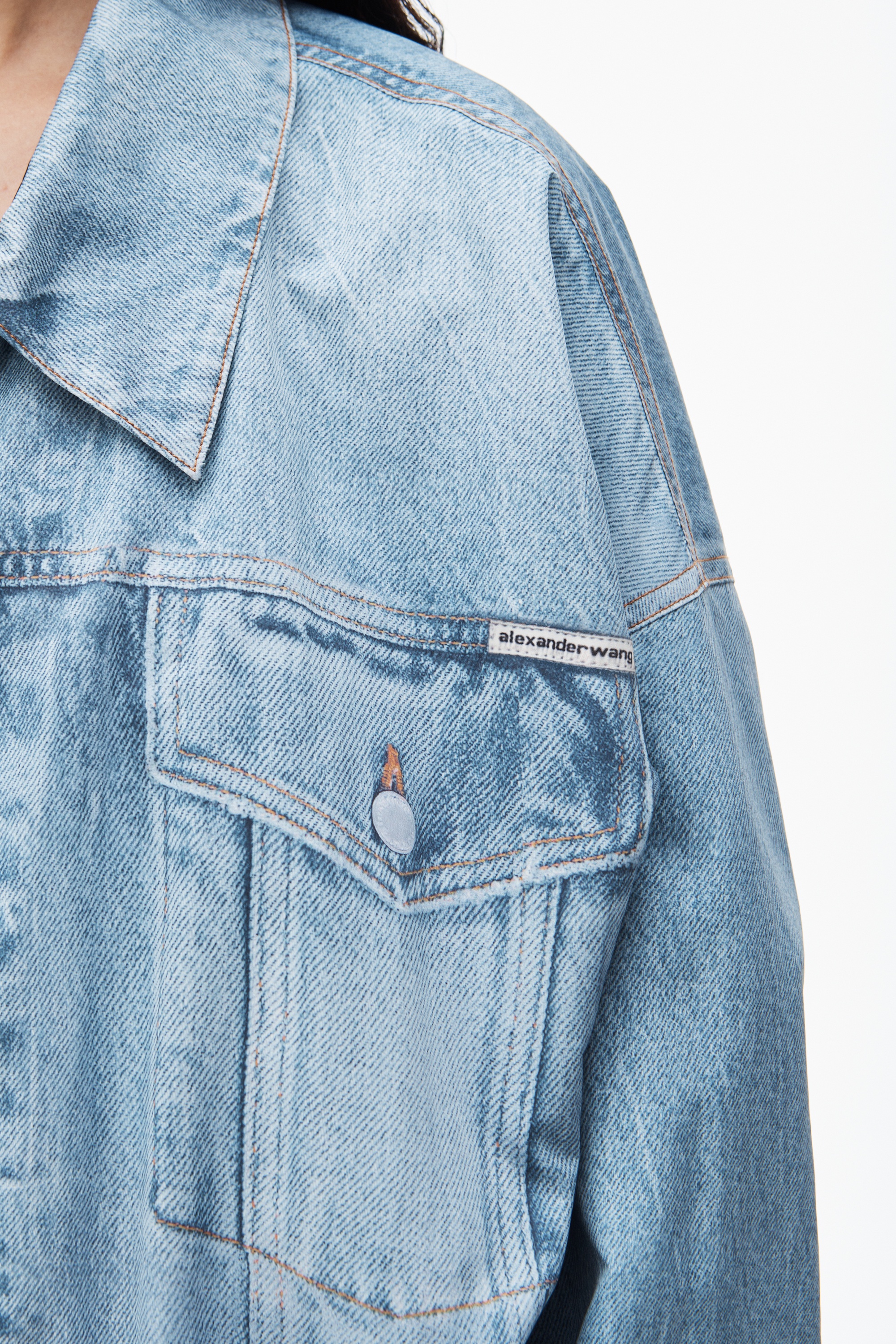 【関税&送料込】Alexander Wang Printed Denim Oversize Jacket Alexander Wang Alexander Wang Allover Logo Printed Denim