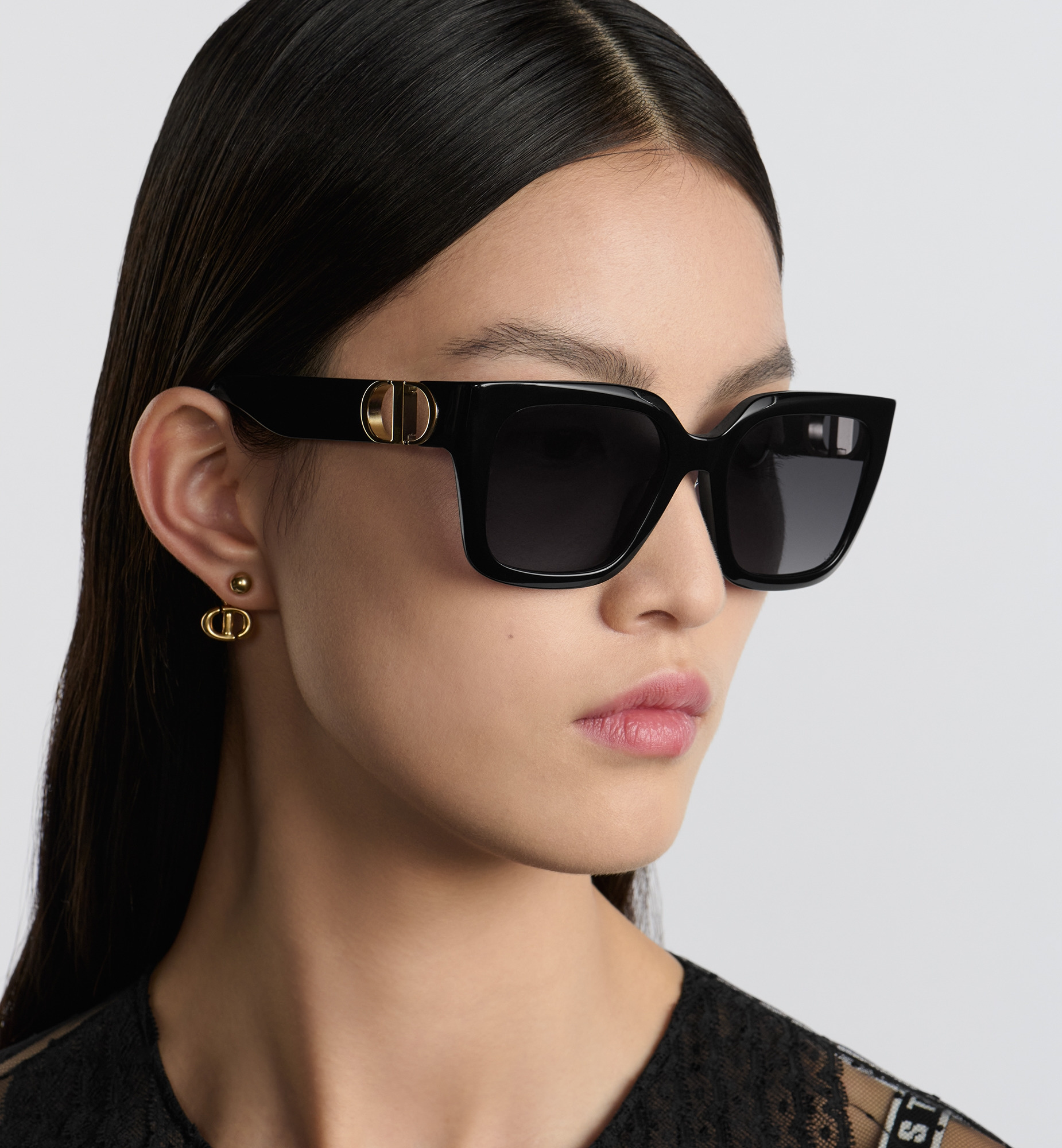 30Montaigne S8U - 2