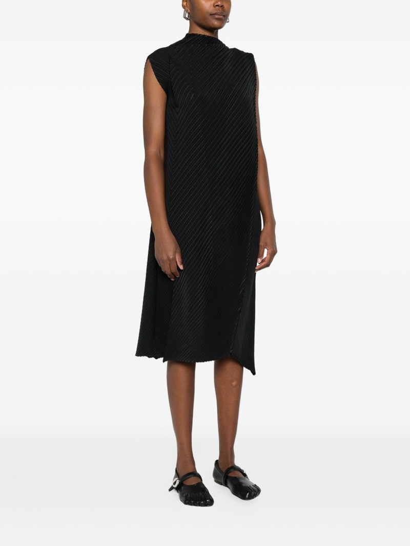 pleated sleeveless asymmetrical dress 3