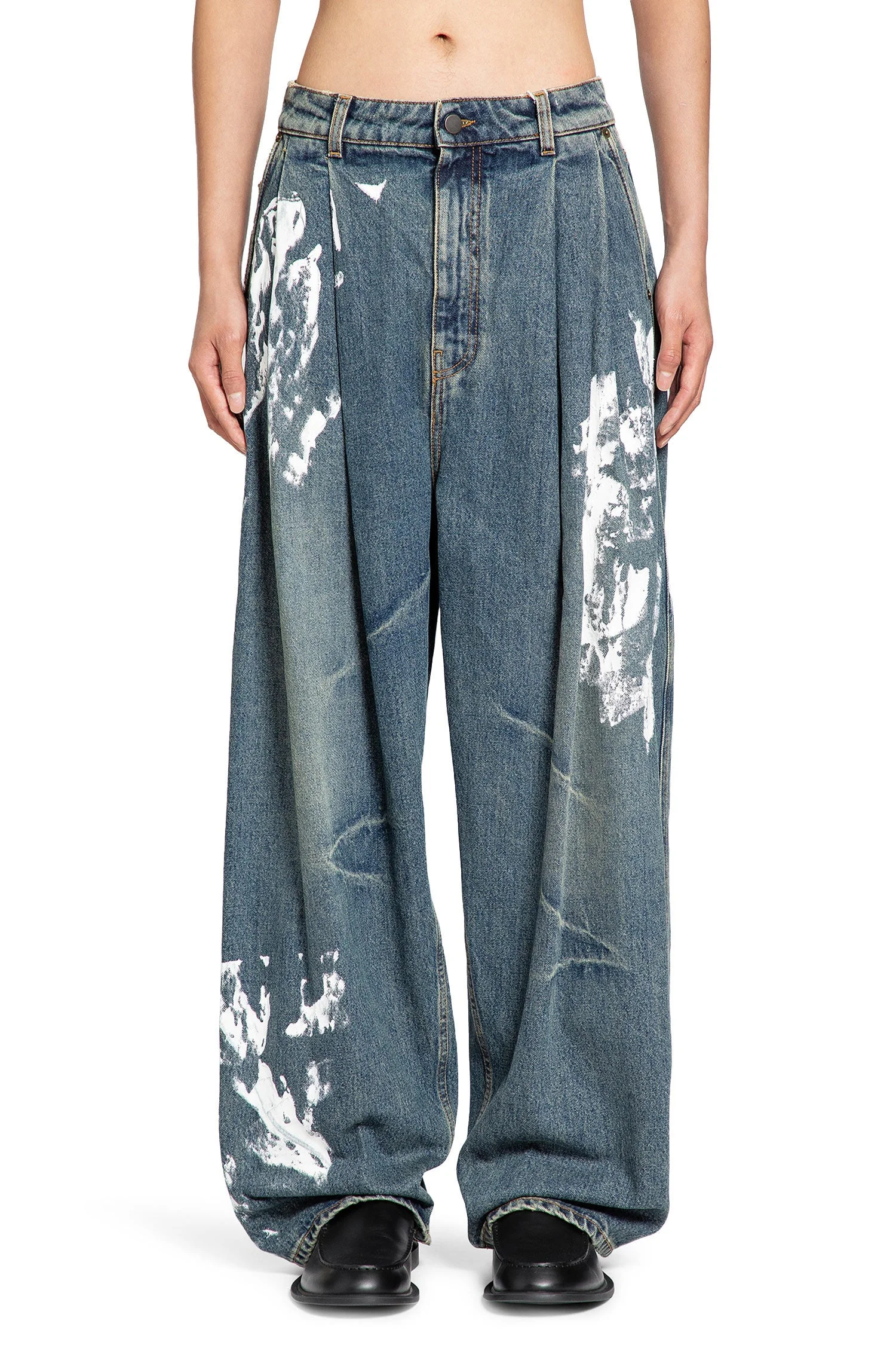 Pleated Jeans In Washed Denim - 1