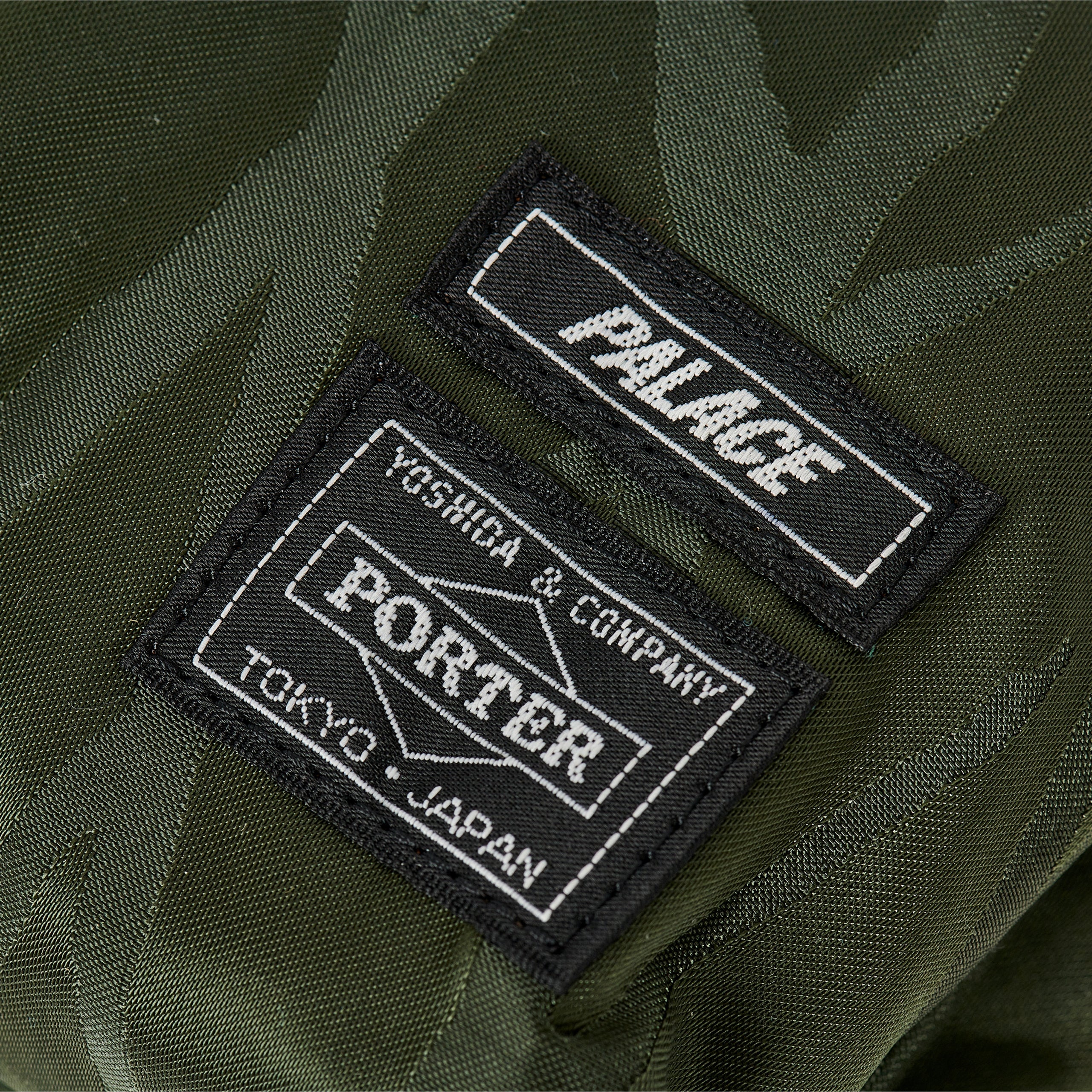 バッグ PORTER x PALACE VEAL SHOULDER BAG Palace Joins Forces x PORTER-YOSHIDA Co Collaboration