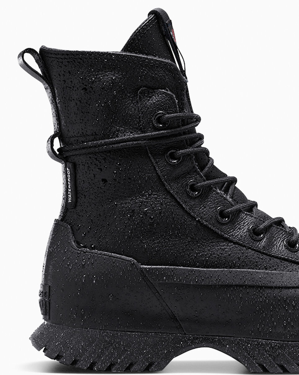 Chuck Taylor All Star Lugged 2.0 XHi Waterproof Leather Platform - 9